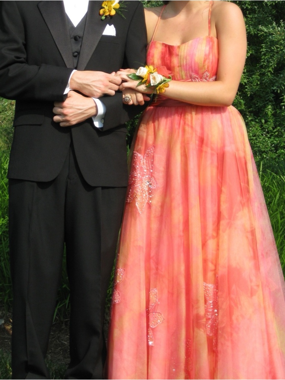 Jovani Prom Ball Gown Size 6 - Picture 15 of 15